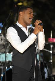 Maxwell on stage